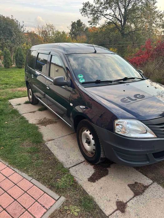 Dacia Logan MCV 2011 база