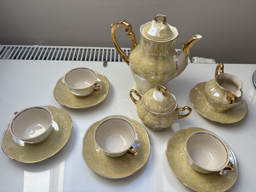 porcelanowy zestaw herbaciany Chodzież lata 60 70