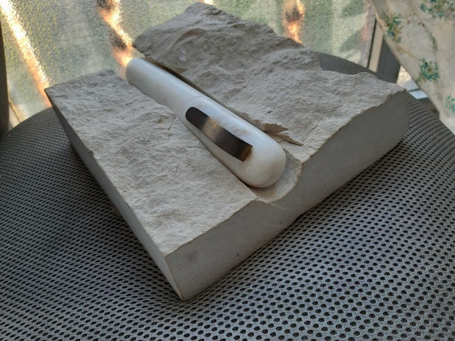 Caneta em mármore  decorativa