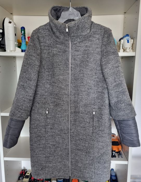 Płaszcz zimowy szary Reserved 36