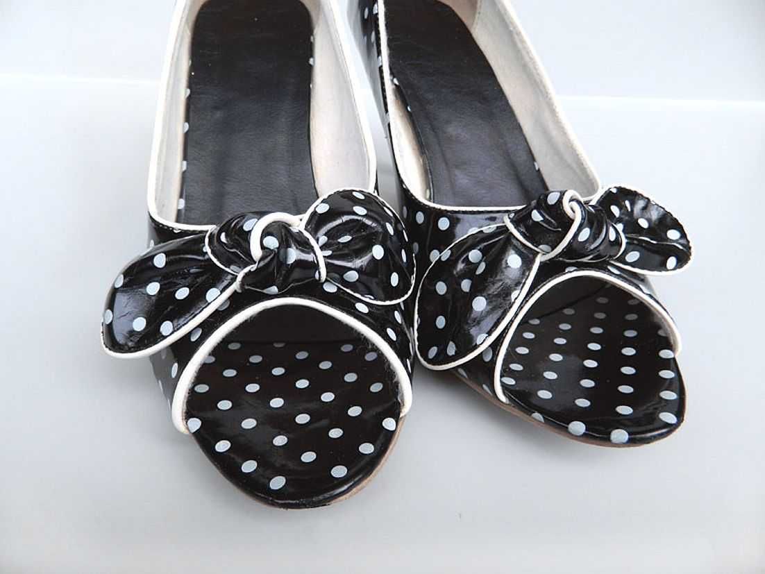 W stylu **Pin-up** roz 37