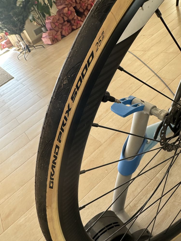 велосипед Giant Contend disc SL