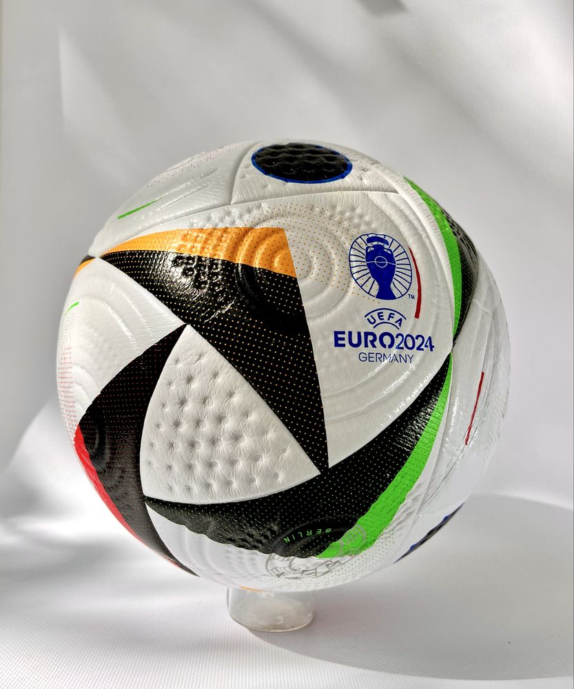 Мʼяч Футбольний EURO 2024. Розмір 5. Термошов.