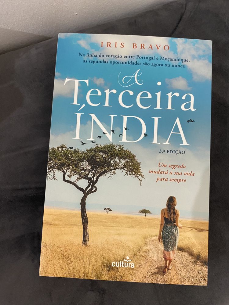 Livro “A terceira India” de Iris Bravo