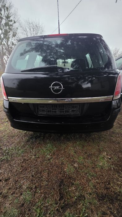 Klapa bagażnika tył Opel Astra H 2004r Z20R