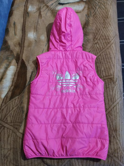 Яркая красивая жилетка xs р.