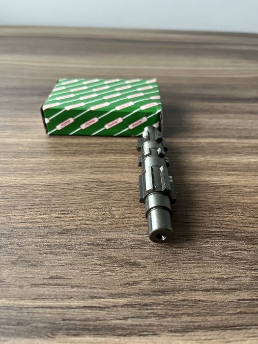 NOWY DUELLS wałek pośredni skrzyni biegów WSK 125 WFM M06