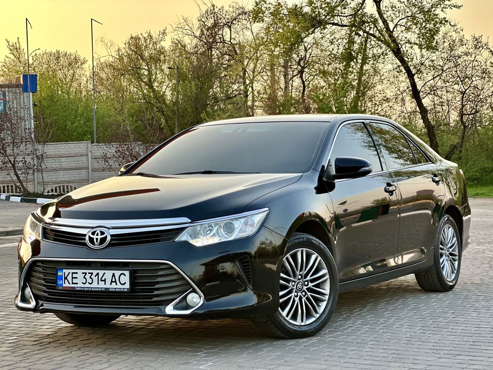 Toyota Camry OFFICIAL