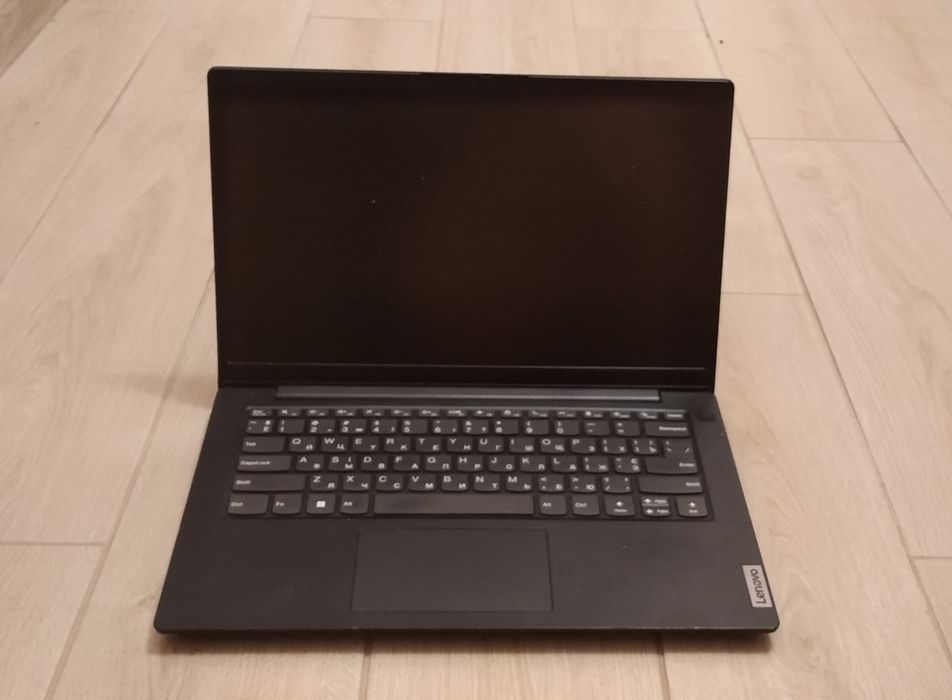 Ноутбук Lenovo V14 G2 ALC (82KC003JRA) Black