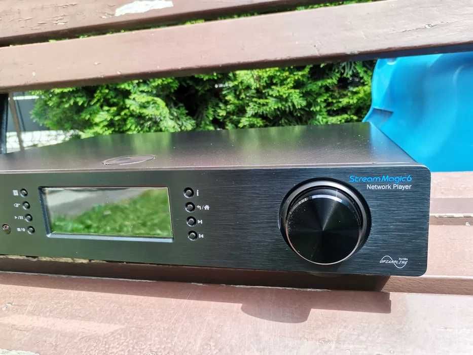 Odtwarzacz sieciowy Cambridge Audio StreamMagic6 V1