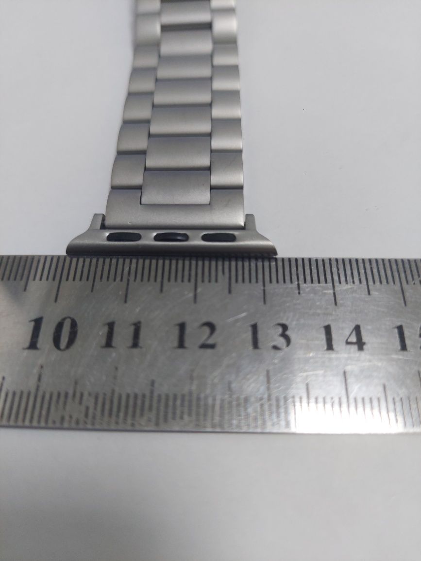 Металлический браслет для Apple Watch