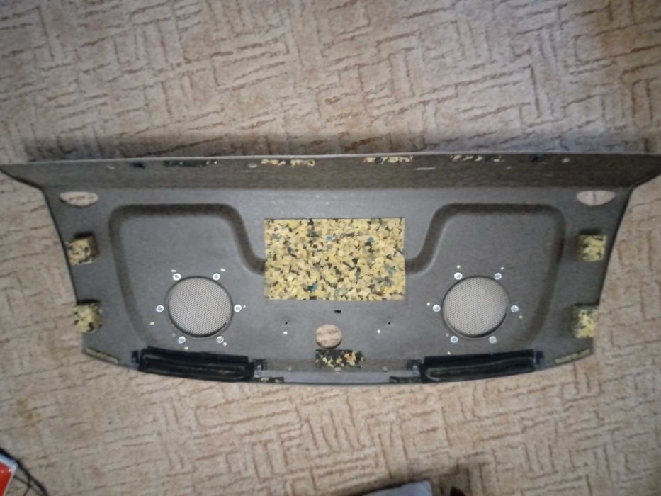 Полка задня під дінаміки на авео т250 Шевроле