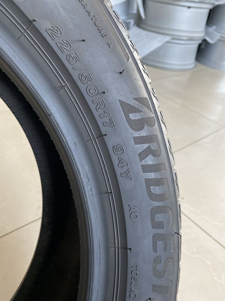 225/50/17 Bridgestone T005 225/50R17 літня резина шини колеса автошини