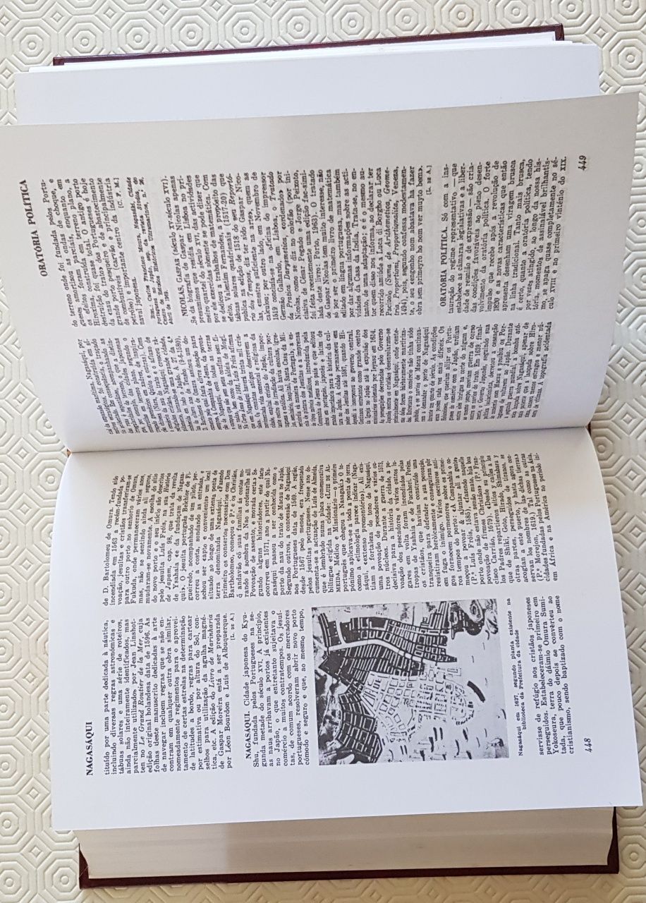 Dicionário de História de Portugal do Joel Serrão - livros usados cada