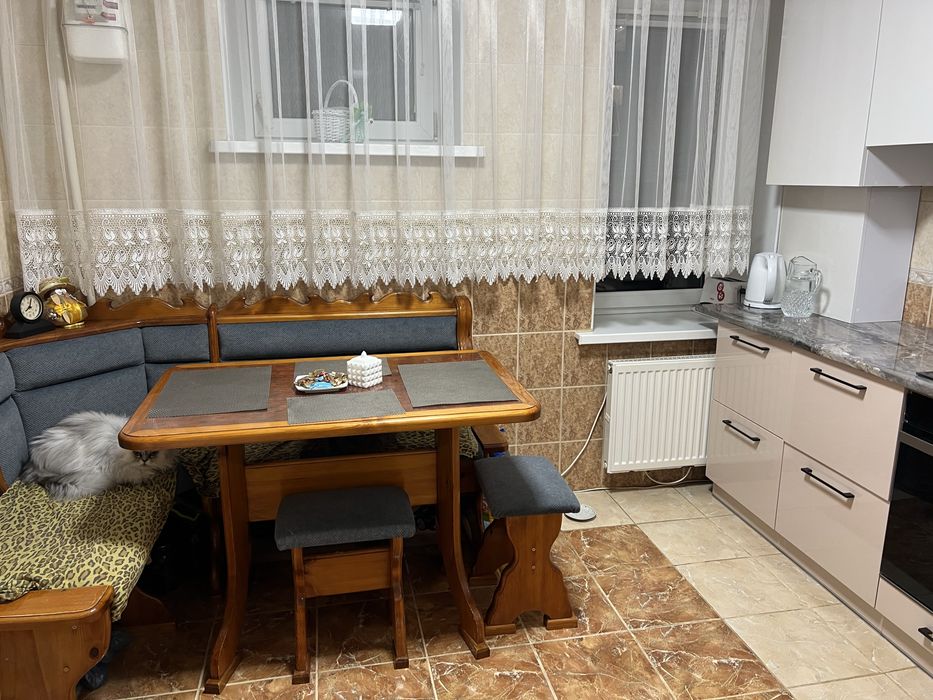 Оренда кімнати для дівчини , 2х кім кв з молодою господинею