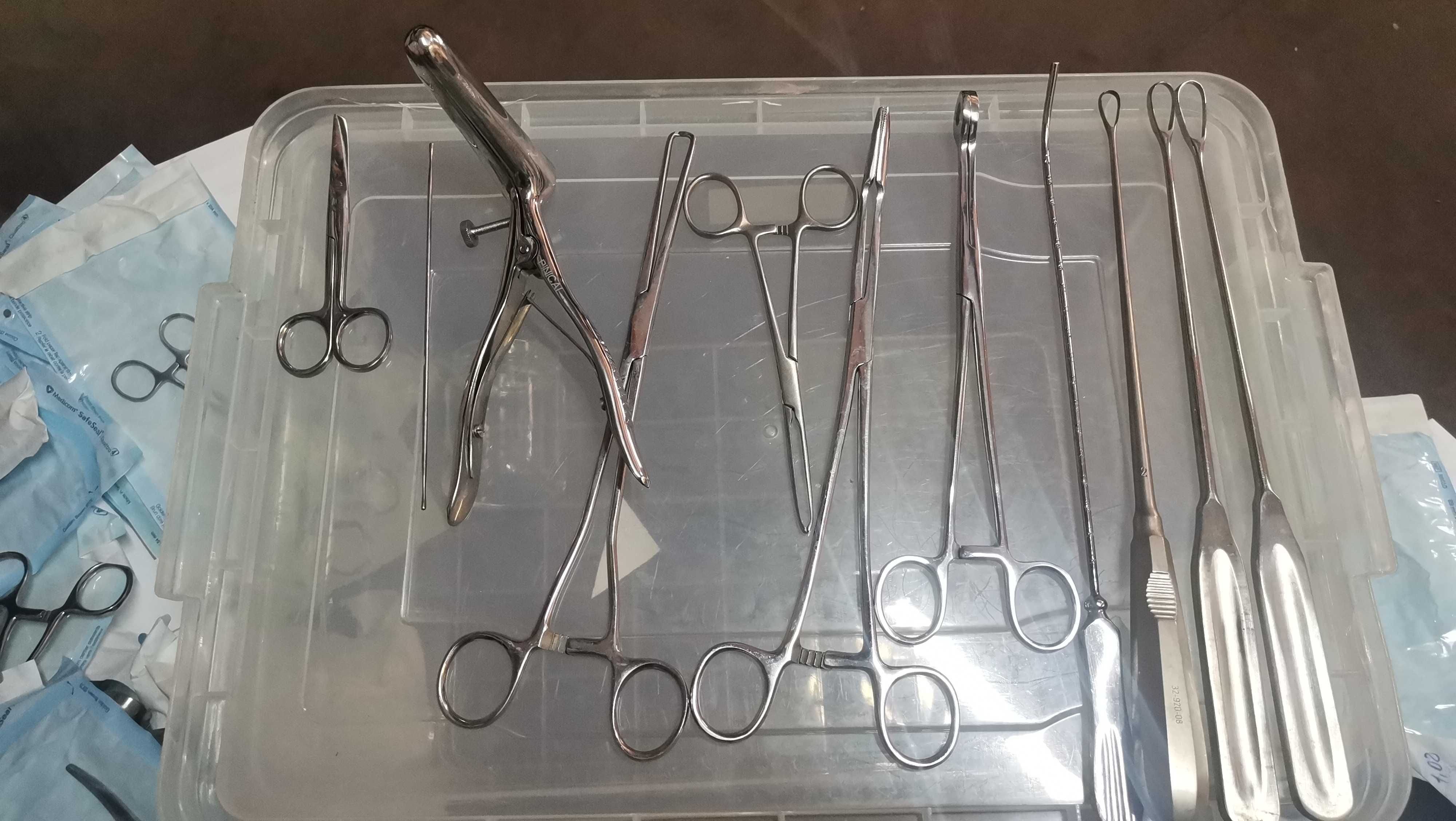 Продам хірургічні інструменти гарної якості