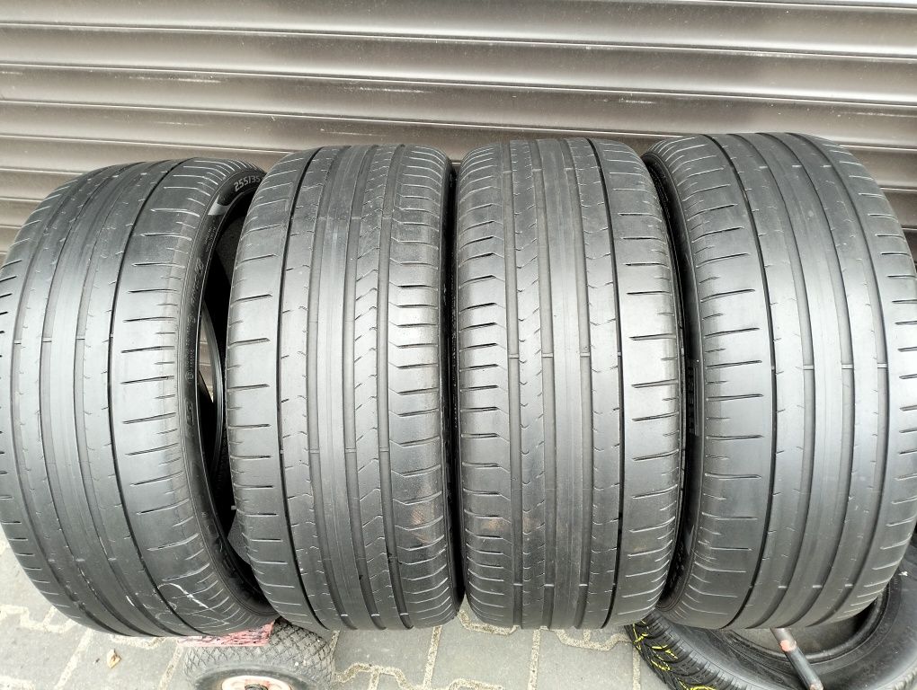 Opony letnie 255 35 r21 Pirelli P zero