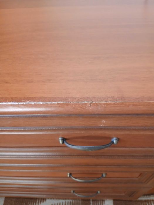 Комод та трюмо з дзеркалом