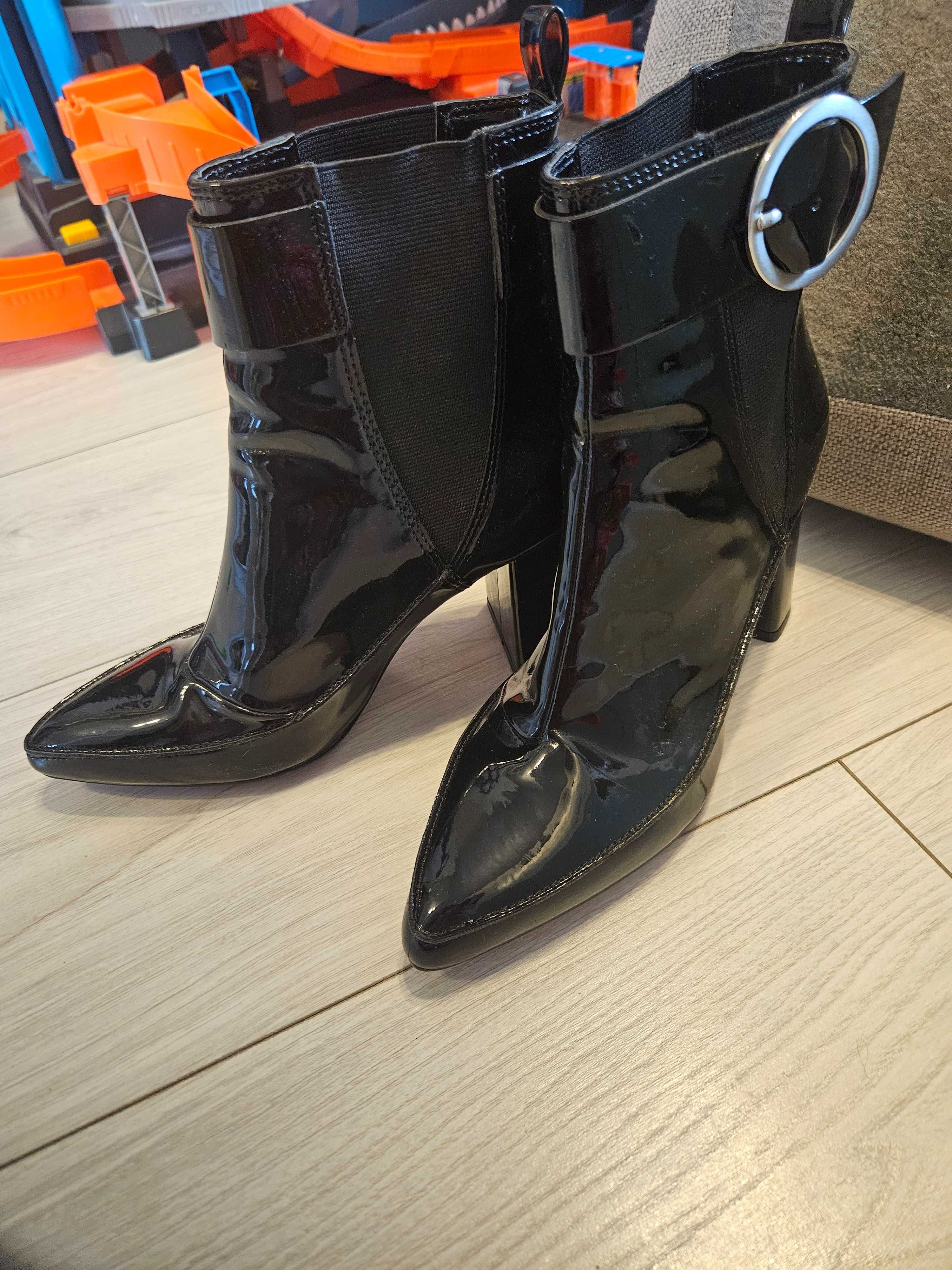 Nowe lakierowane botki H&M rozmiar 36