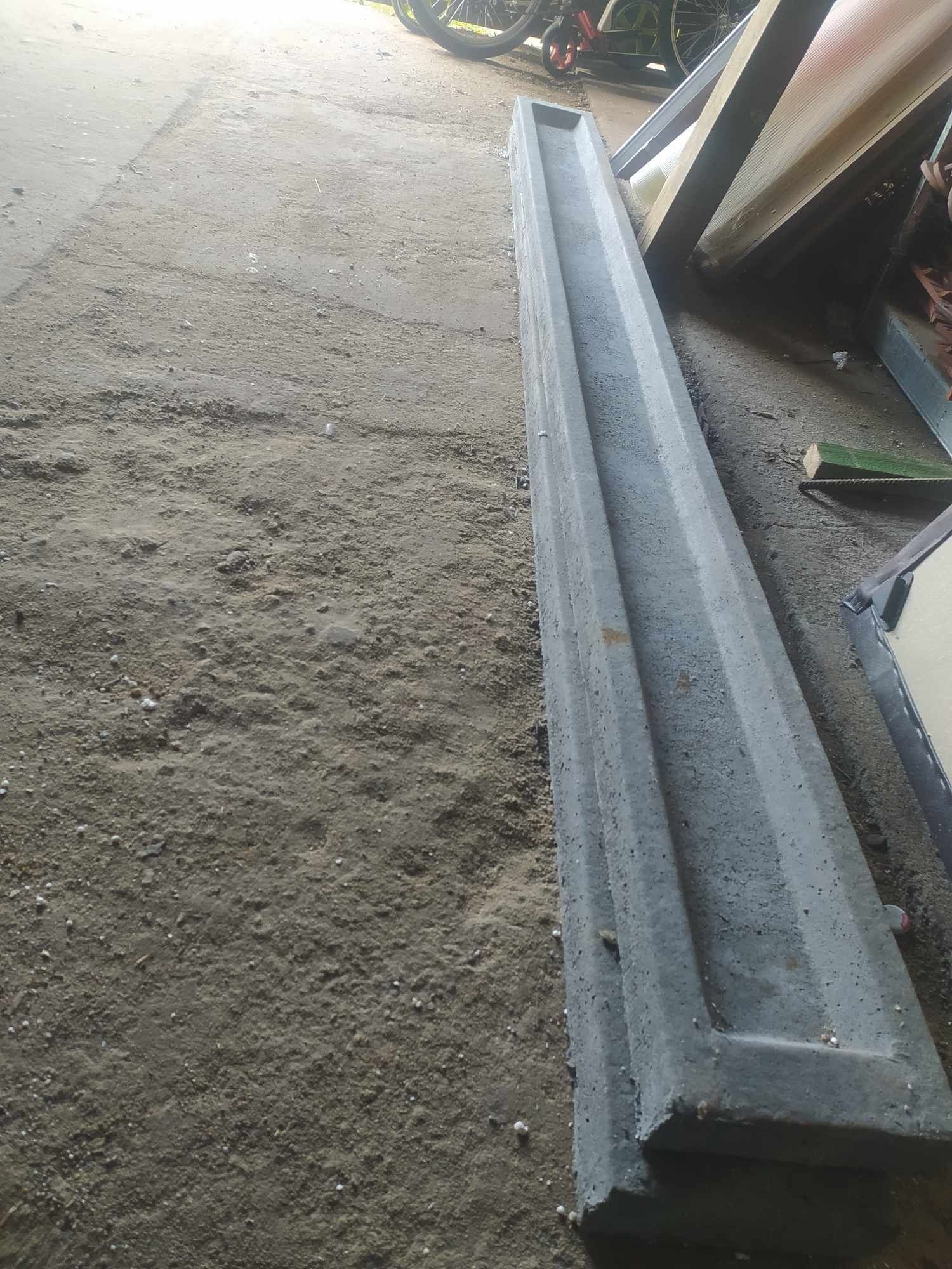 Podmórowka betonowa 249x20x5,5