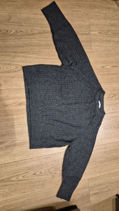 Ciemnoszary sweter L Pull&Bear
