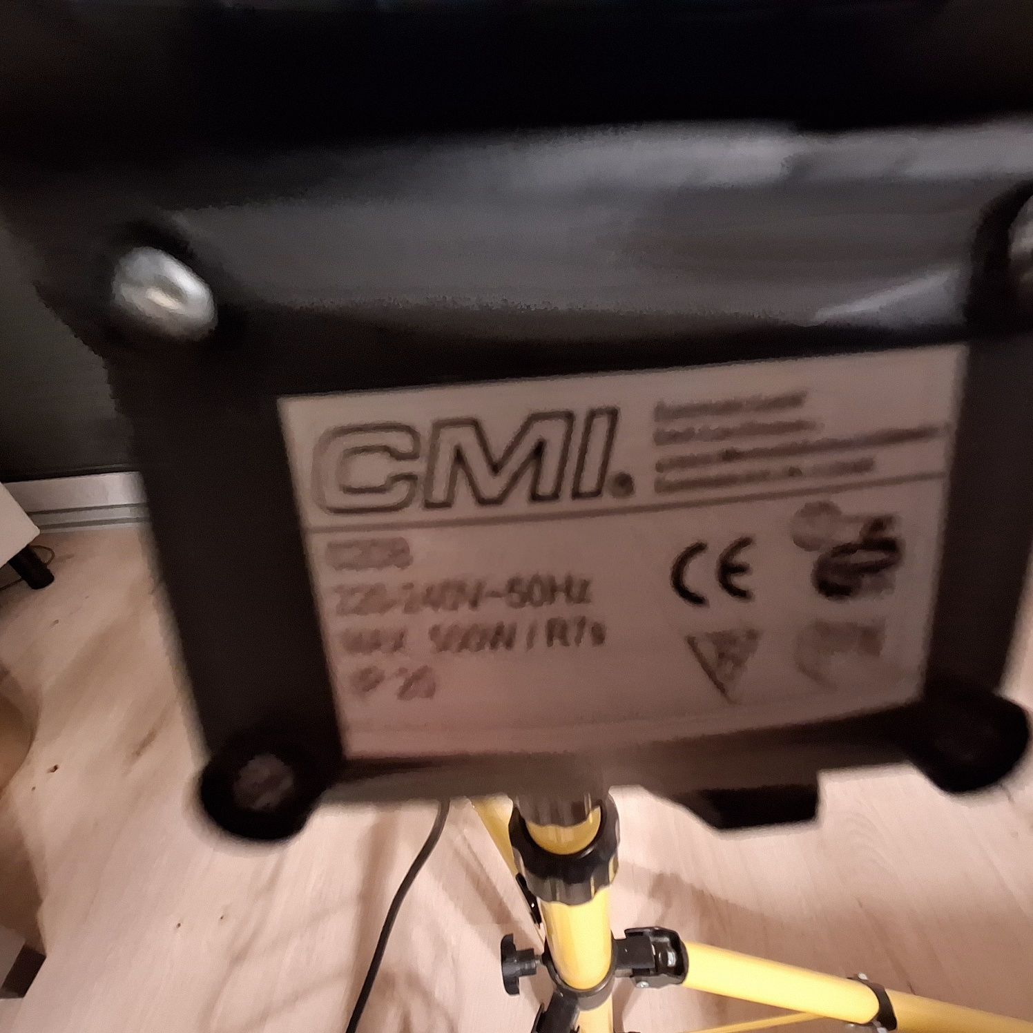 Lampa halogenowa