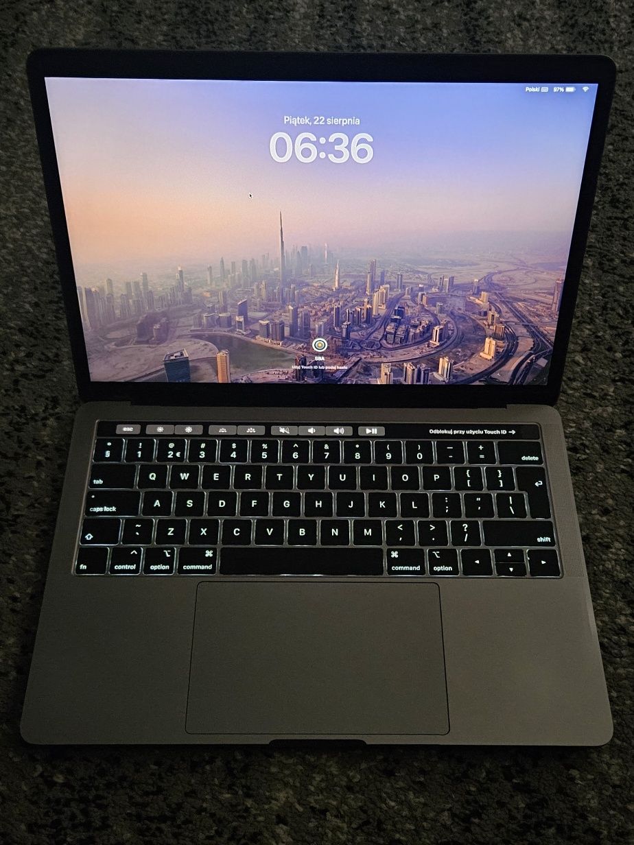 Apple MacBook Pro A1989, Intel i5, 8/256GB gwiezdna szarość