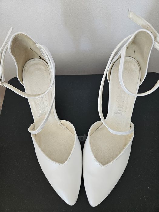 Buty ślubne, białe. Rozmiar 41. Brilu.