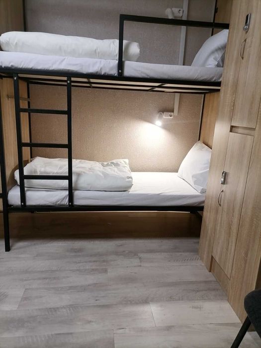 Star City хостел, метро Вокзальна, Університет. Вокзал