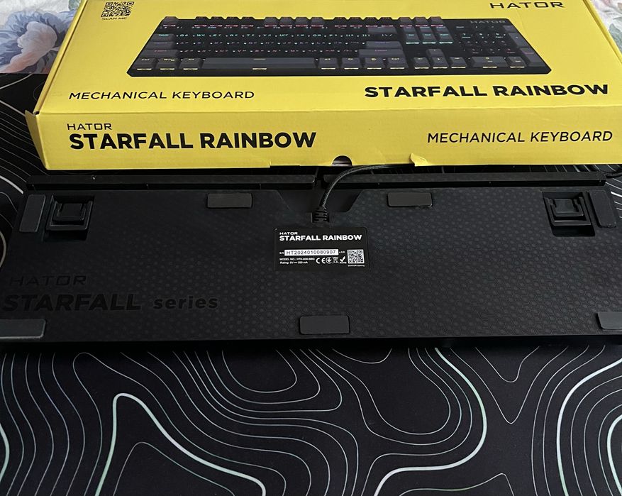 Продам клавиатуру