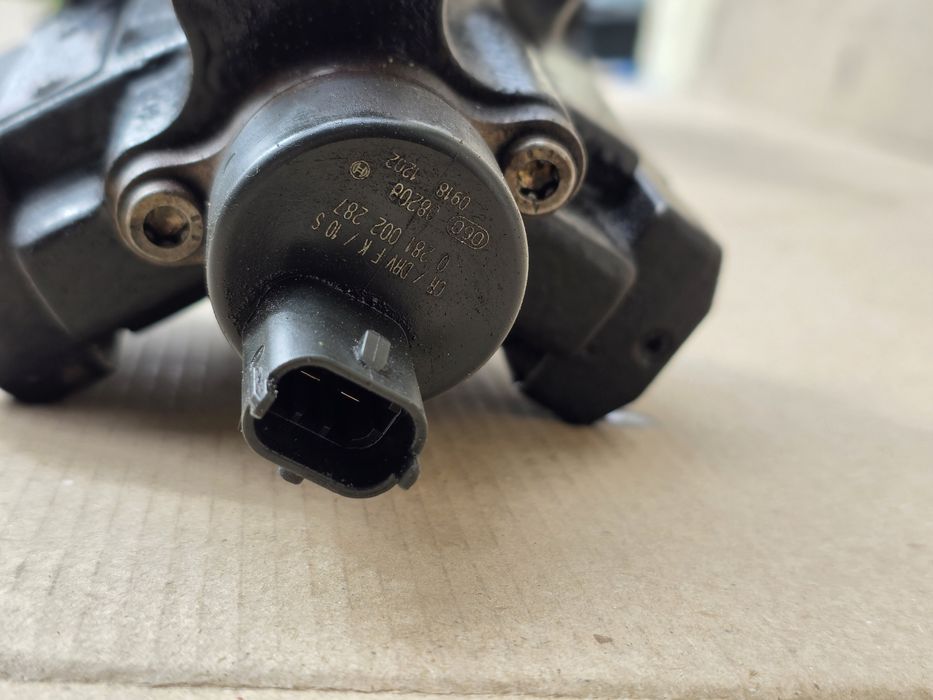 Regulator pompy CR zawór zaworek BMW E39 M57 3.0d 2.5d E46 E38 E53