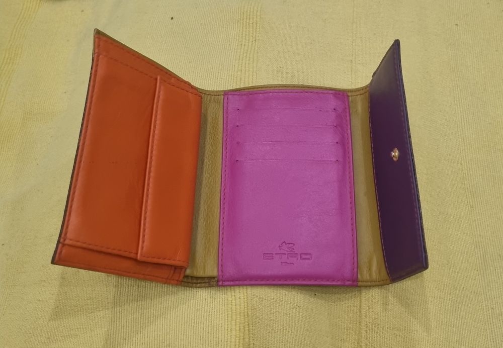 Carteira de Mulher em bom estado