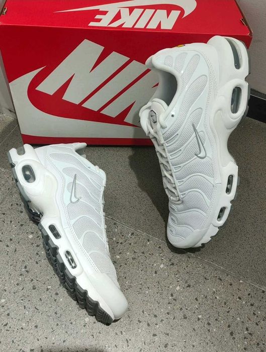 Buty Trampk Nike Air Max TN Plus White R.41