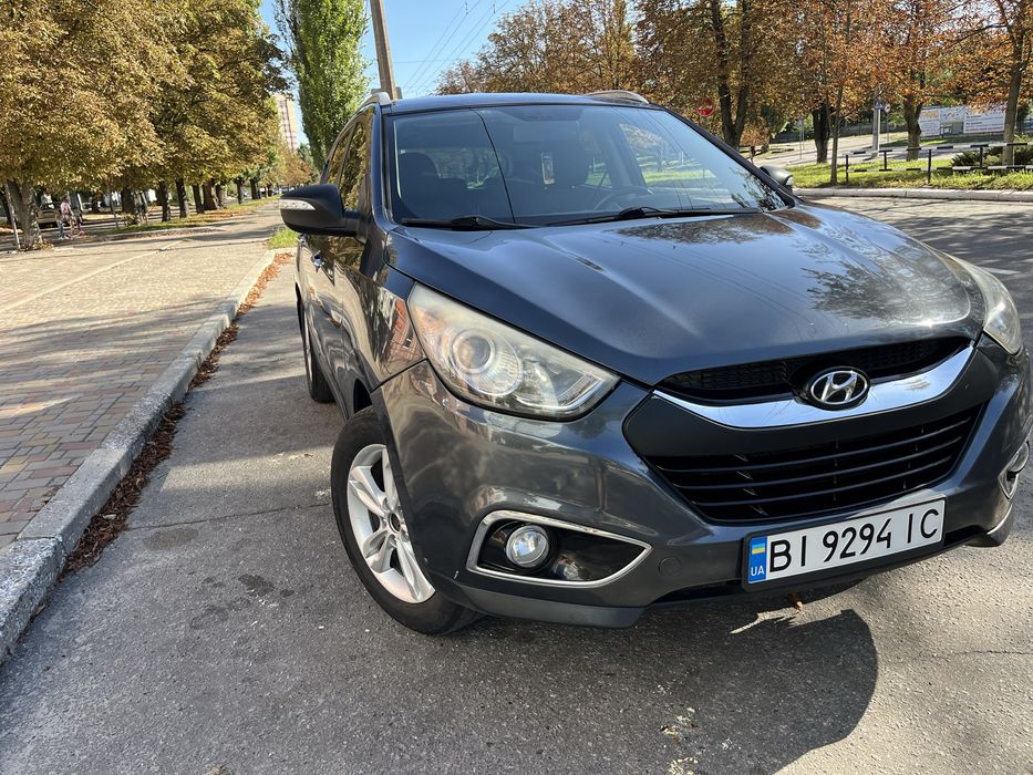 Продам HYUNDAI ix35