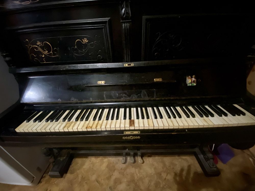 Продам пианино Arnold Fibiger 20 века