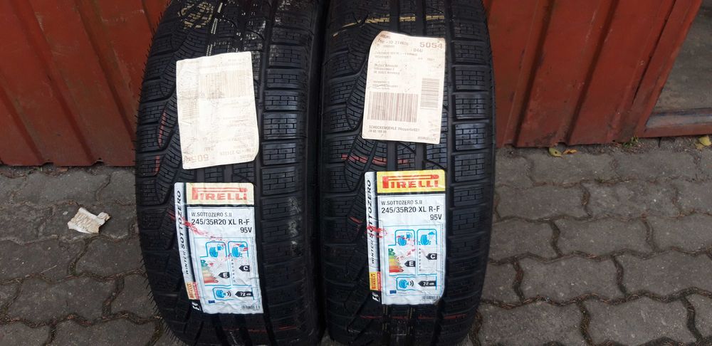 Opony Zimowe 245/35/20 Pirelli 2 sszt