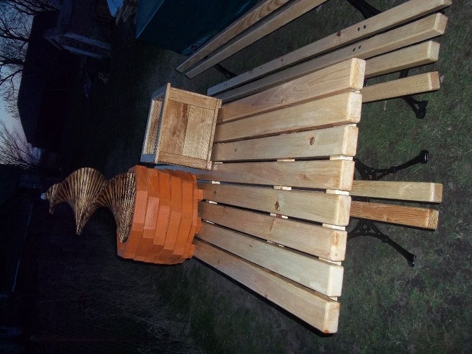 meble ogrodowe stół z ławkami