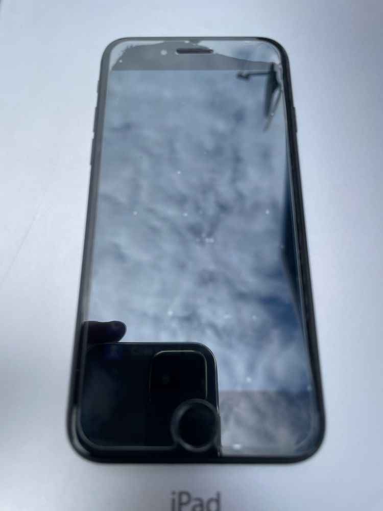 Iphone SE 2 generacji