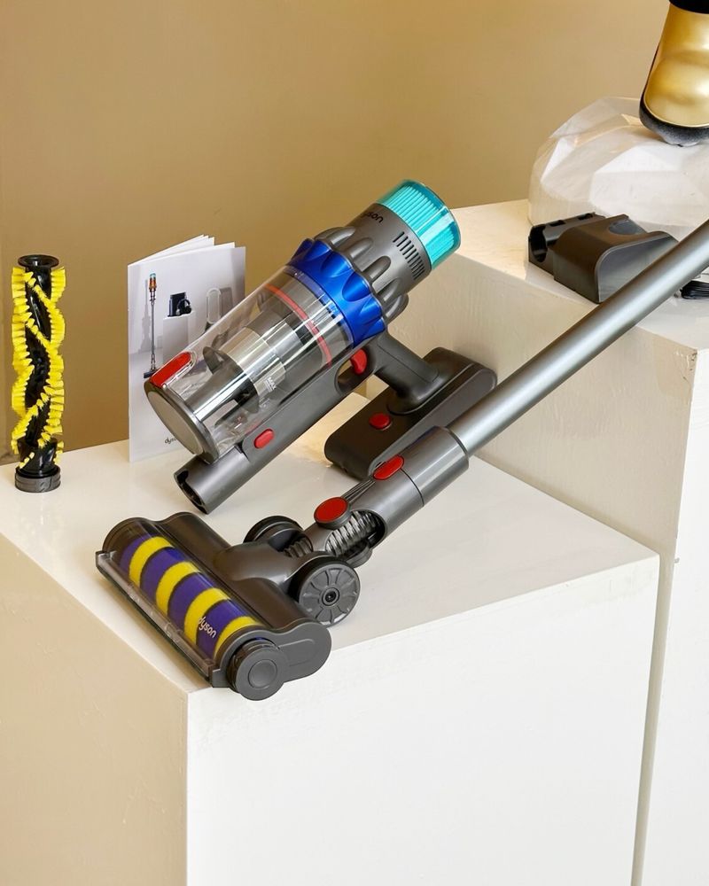 Пилосос Dyson V15 Detect Fluffy Vacuum 22