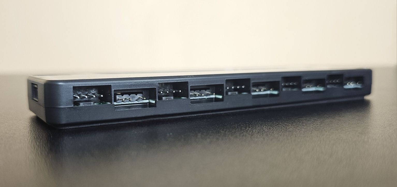 Контролер для вентиляторів Hub для PWM/ARGB