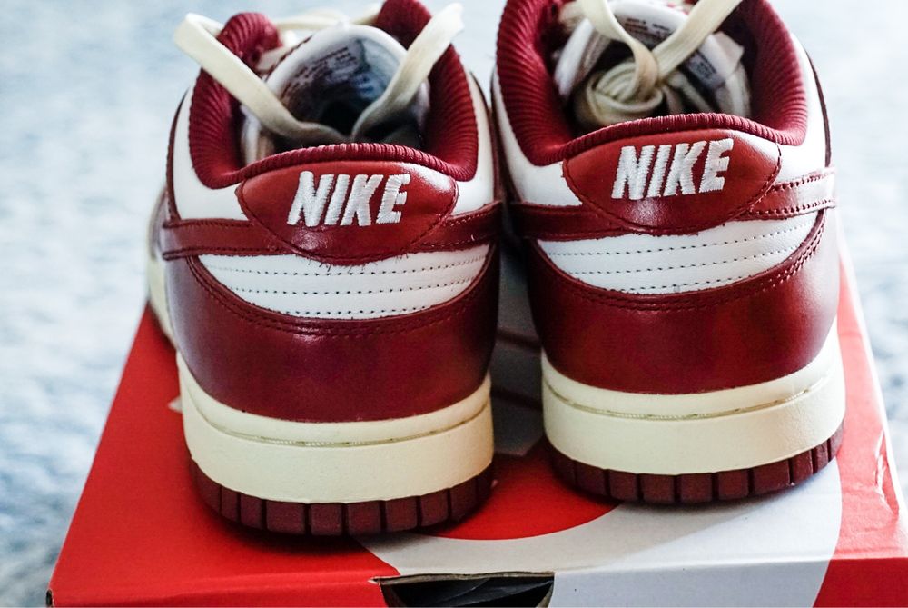 Nike Dunk Low "Team Red"