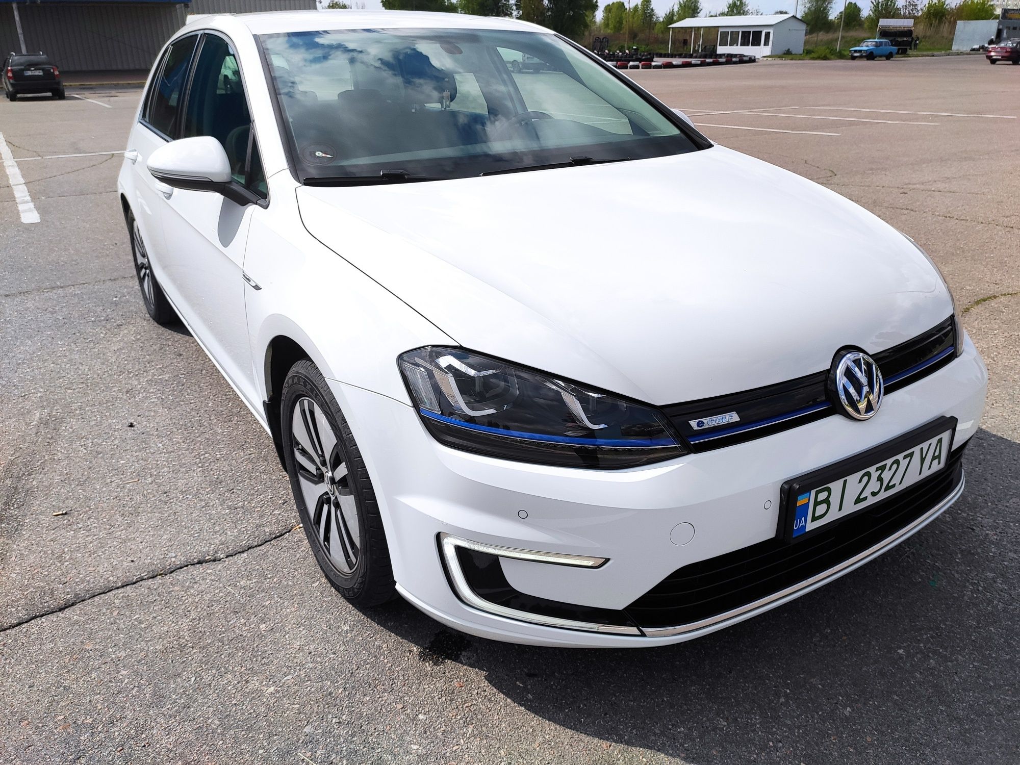 Volkswagen e-Golf 2014 Фольксваген е-Гольф елекричка