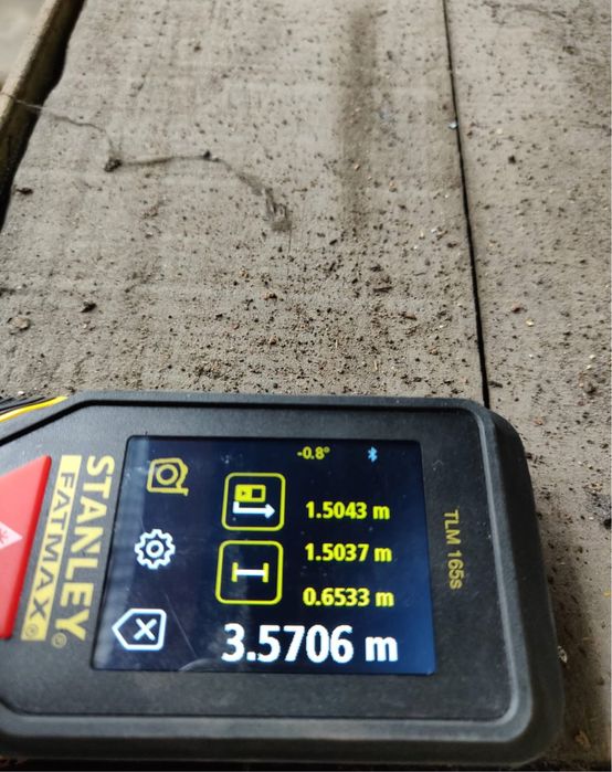 N°4 Estante em ferro robusta