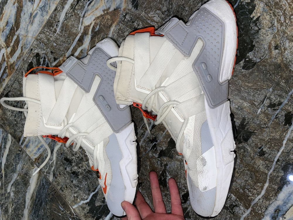 Nike Air Huarache Gripp QS