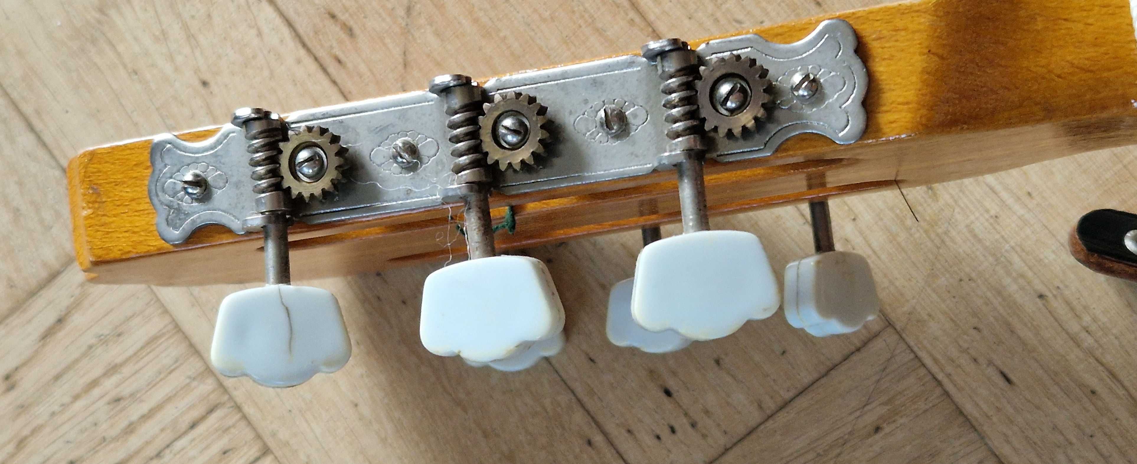Gitara akustyczna DEFIL średnia HS 20 + struny + pokrowiec