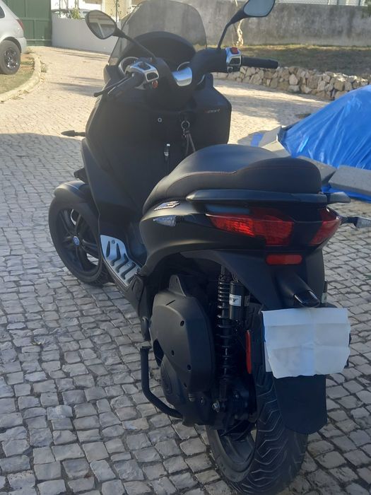 Vendo Piaggio 300 triciclo