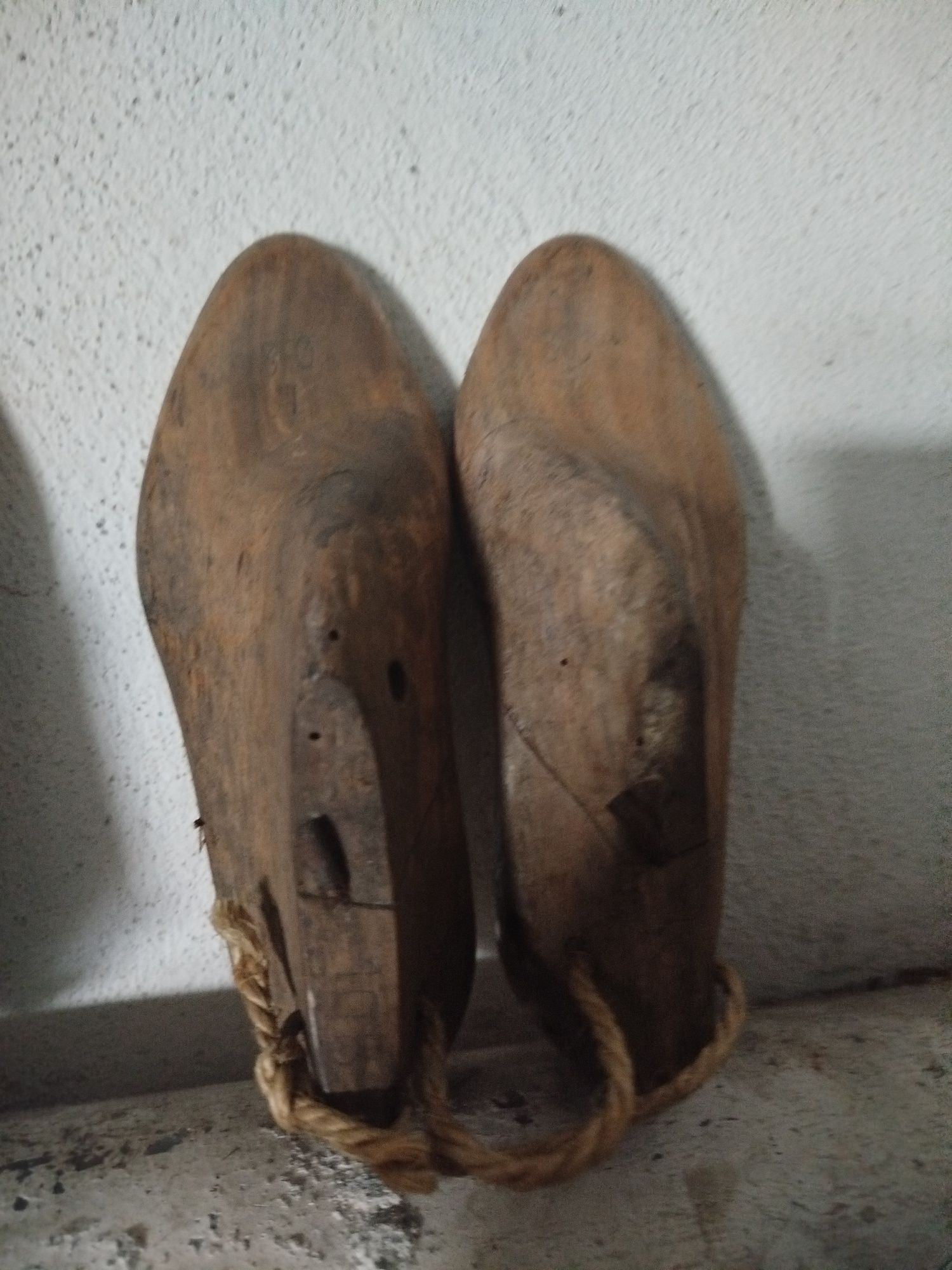 Formas de sapatos antigas
