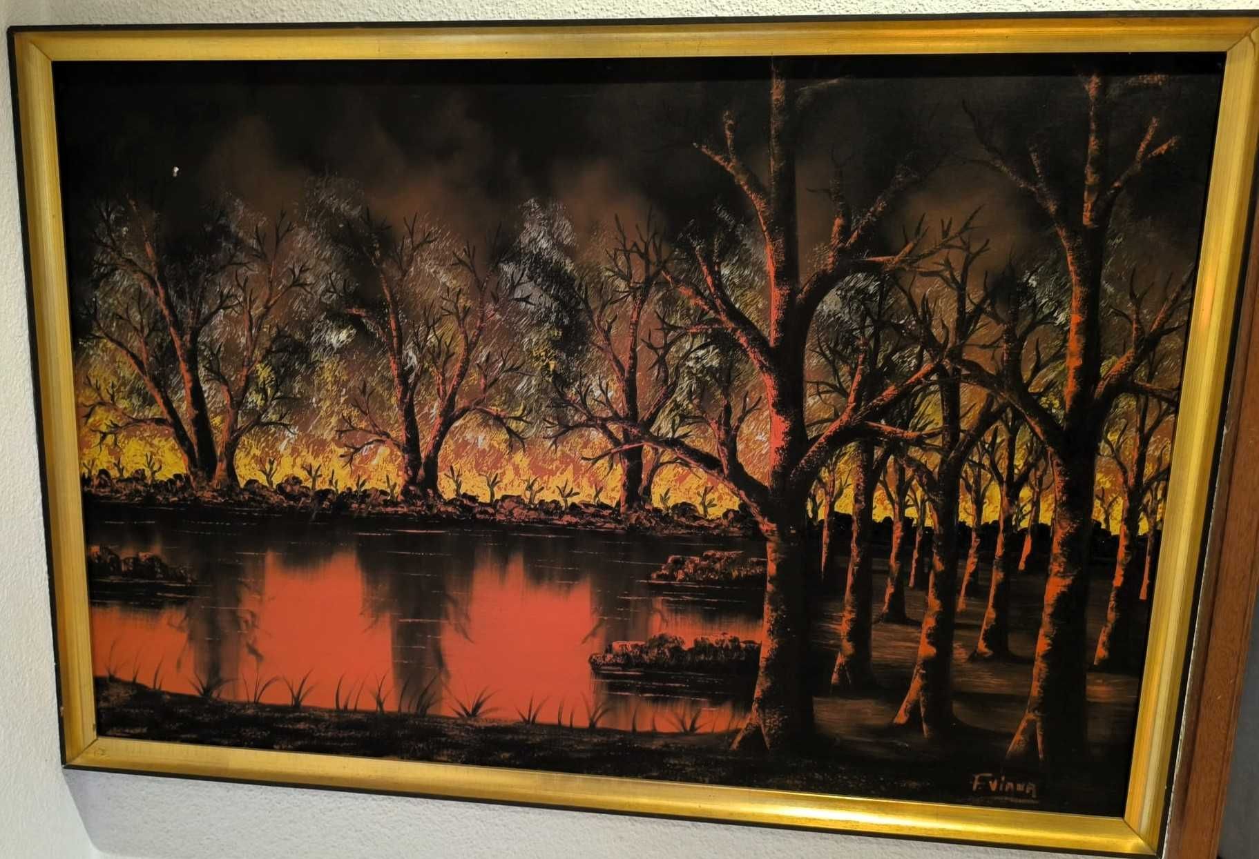 Várias pinturas antigas