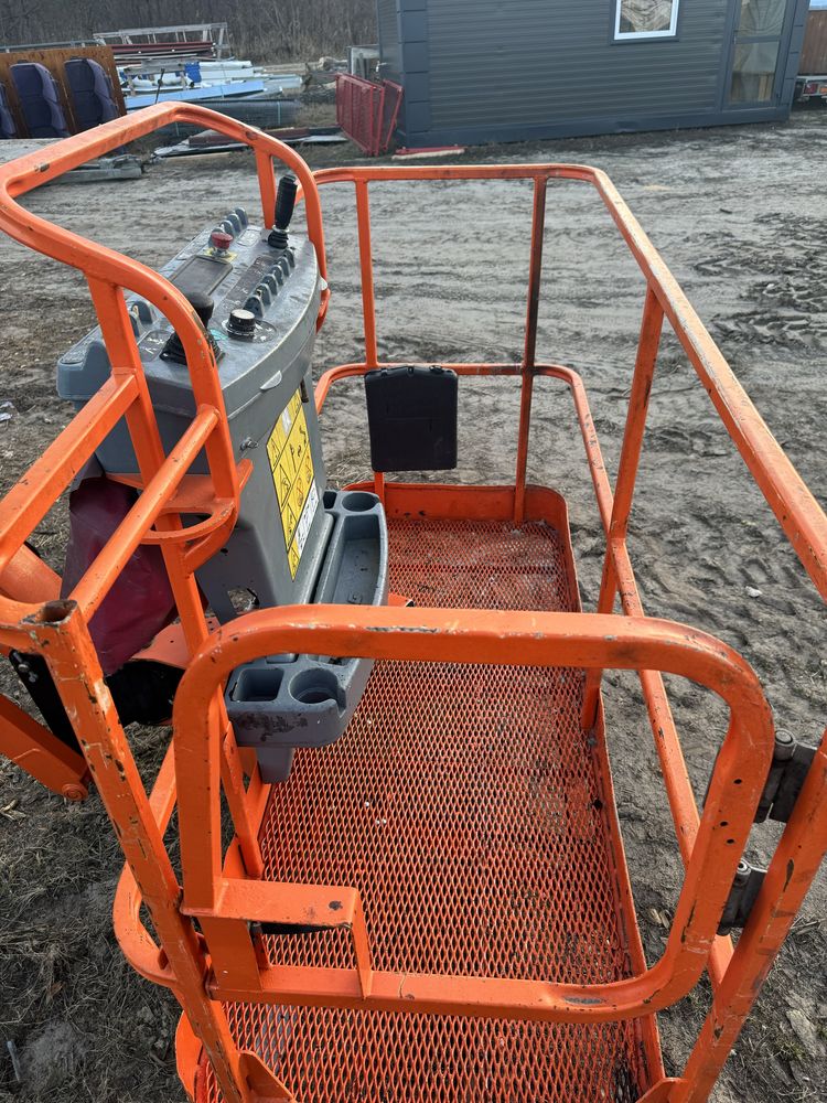 Podnośnik kołowy JLG 800 AJ 26m!!