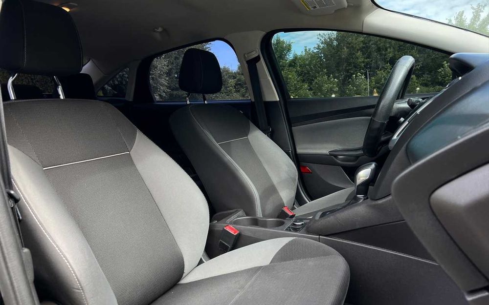 Ford Focus  2013